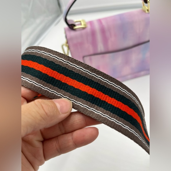 Yalguun brand small cross body ancient queen - Picture 6 of 7